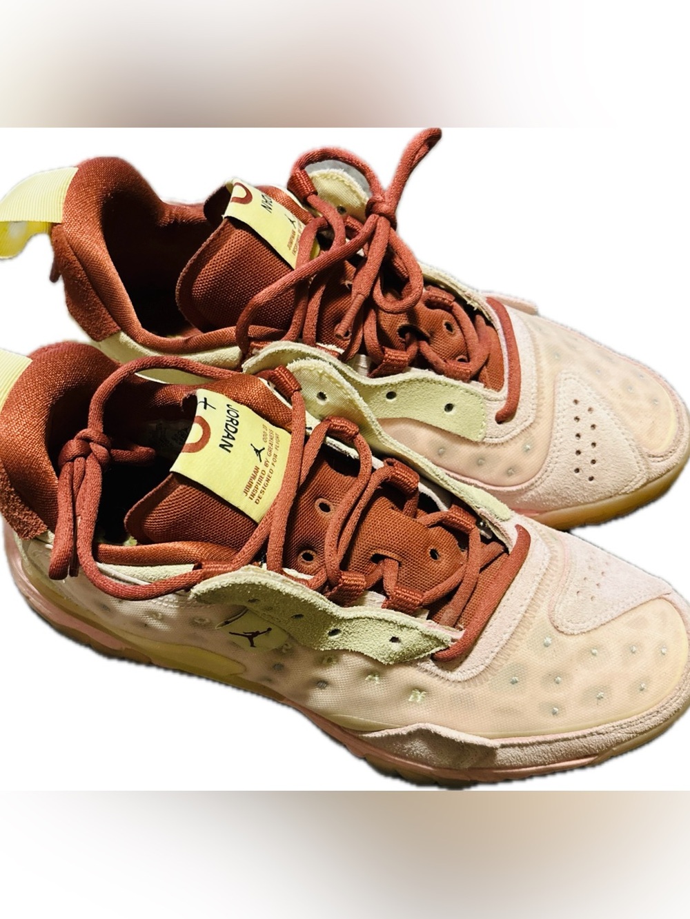 Michael Jordan  Low-Top Sneakers in Pink, Burgundy & Cream